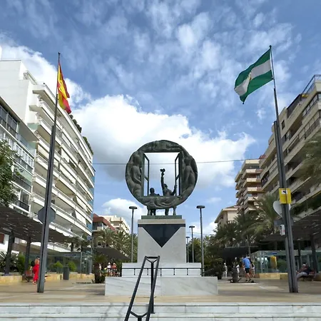 דירה Boho Chic Apt, Frontline Sea & Paseo Views