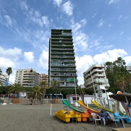 Boho Chic Apt, Frontline Sea & Paseo Views דירה מארבלה