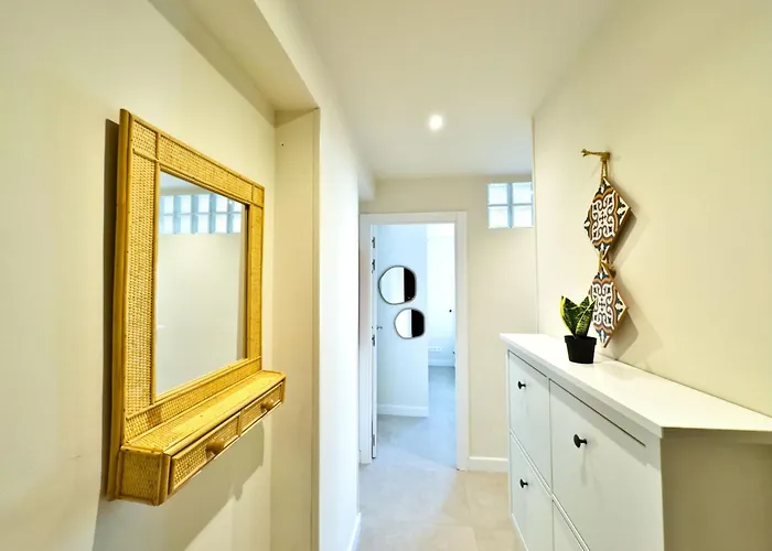 公寓 Boho Chic Apt, Frontline Sea & Paseo Views